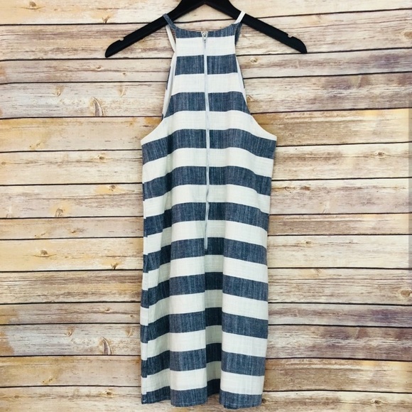 Blue and white shift dress - Picture 4 of 7